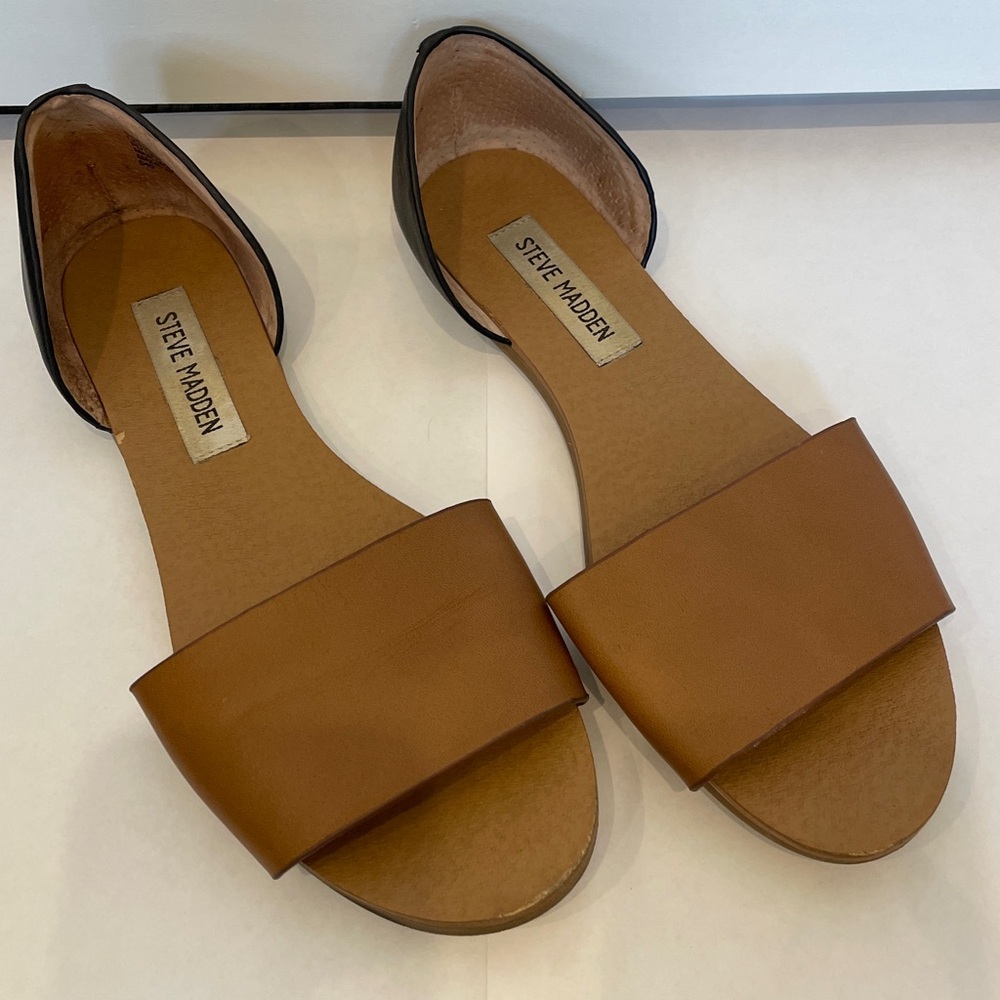 Steve Madden Two Tone Leather Sandals Size 6